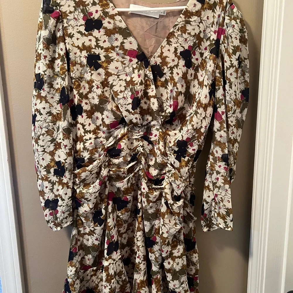 ASTR the label cinched mini dress size Medium - Picture 2 of 6